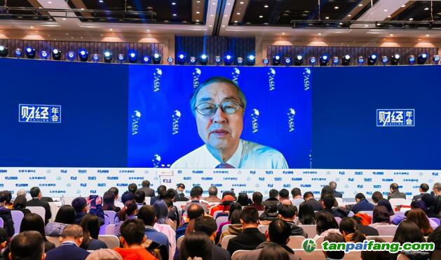 周小川談實(shí)現(xiàn)“碳中和”排放目標(biāo)：碳市場(chǎng)本身也是金融市場(chǎng)，可發(fā)展有關(guān)的金融衍生產(chǎn)品