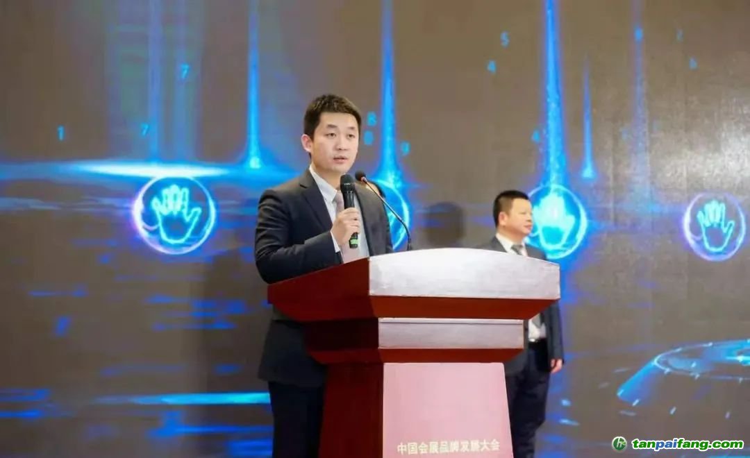 宣言主要從牢固樹立綠色低碳發(fā)展理念、加大支持綠色低碳技術(shù)展示應(yīng)用、完善綠色低碳會展標準體系、打造綠色低碳會展產(chǎn)業(yè)鏈、充分發(fā)揮綠色低碳會展示范引領(lǐng)作用五個方面發(fā)出倡議，共踐行業(yè)綠色發(fā)展之路。