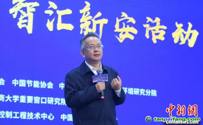 《小康》雜志社副社長(zhǎng)賴(lài)惠能。王剛 攝