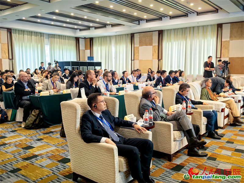 “通往COP30之路：中巴植樹(shù)造林和碳匯合作研討活動(dòng)”現(xiàn)場(chǎng)。人民網(wǎng)記者 符園園攝